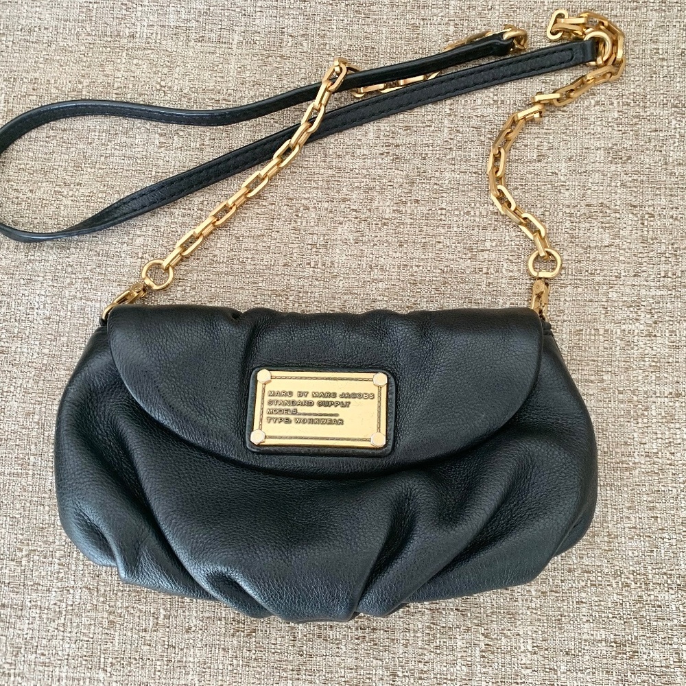 Like New Marc By Marc Jacob’s Small Black Crossbody
